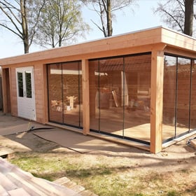 Paal/schoor consctructie